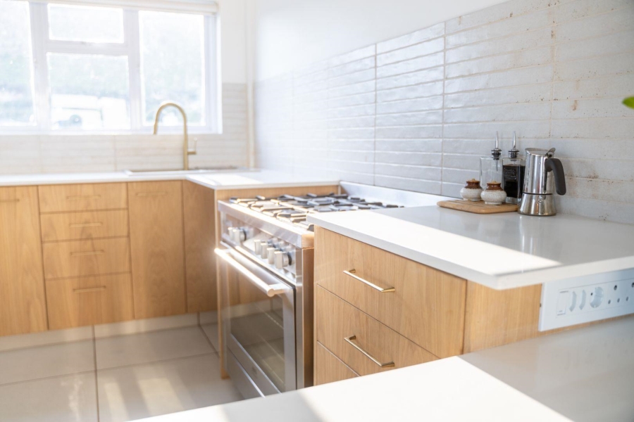 To Let 2 Bedroom Property for Rent in Muizenberg Western Cape